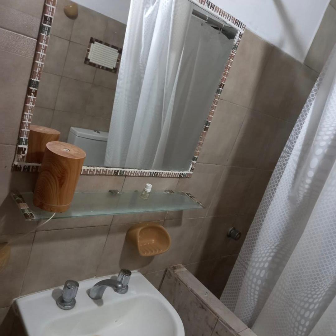 Foto de Propiedad en Doble Lote de Calle a Calle: 1 o 2 Casas con Piscina y, imagen 2