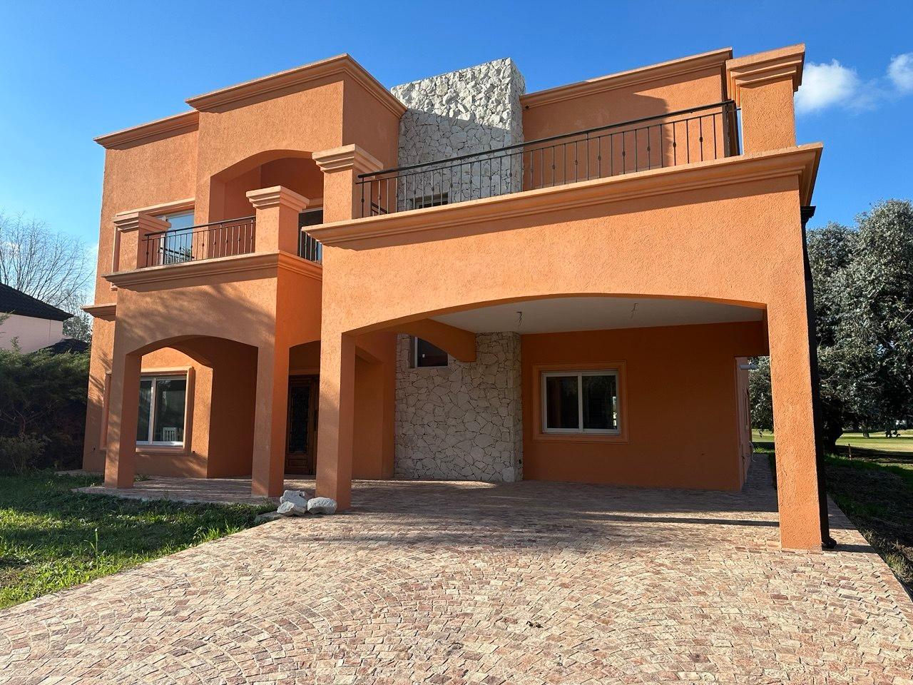 Foto de Hermosa casa estilo toscano, vista al golf, a estrenar, imagen 2