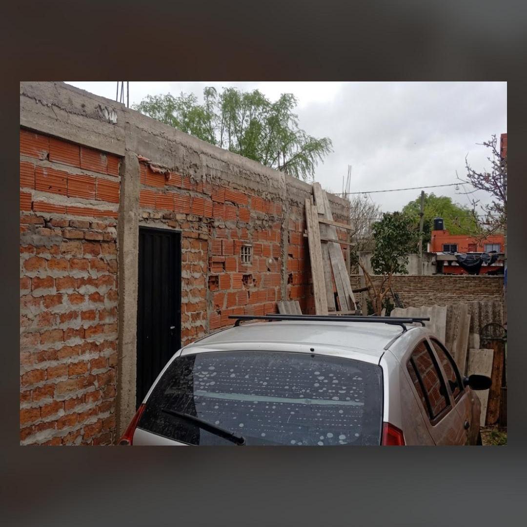 Foto de Lote con 10x30, 300 M2. Con contrucción y gran potencial., imagen 5