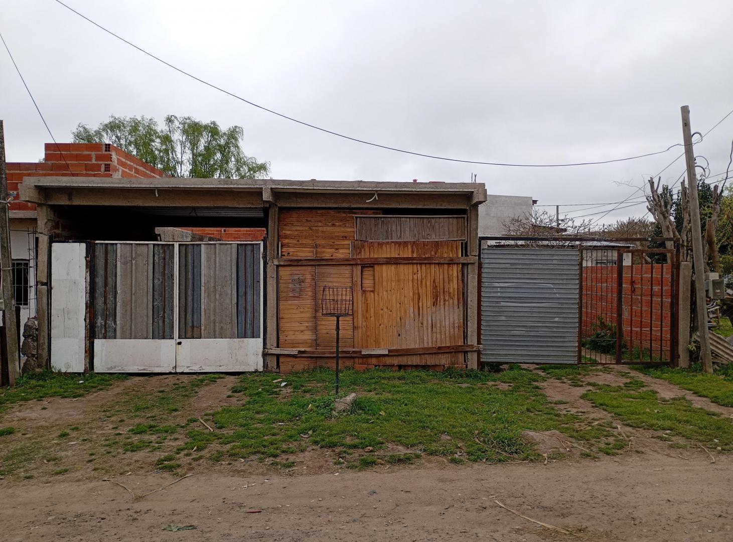 Foto de Lote con 10x30, 300 M2. Con contrucción y gran potencial., imagen 1
