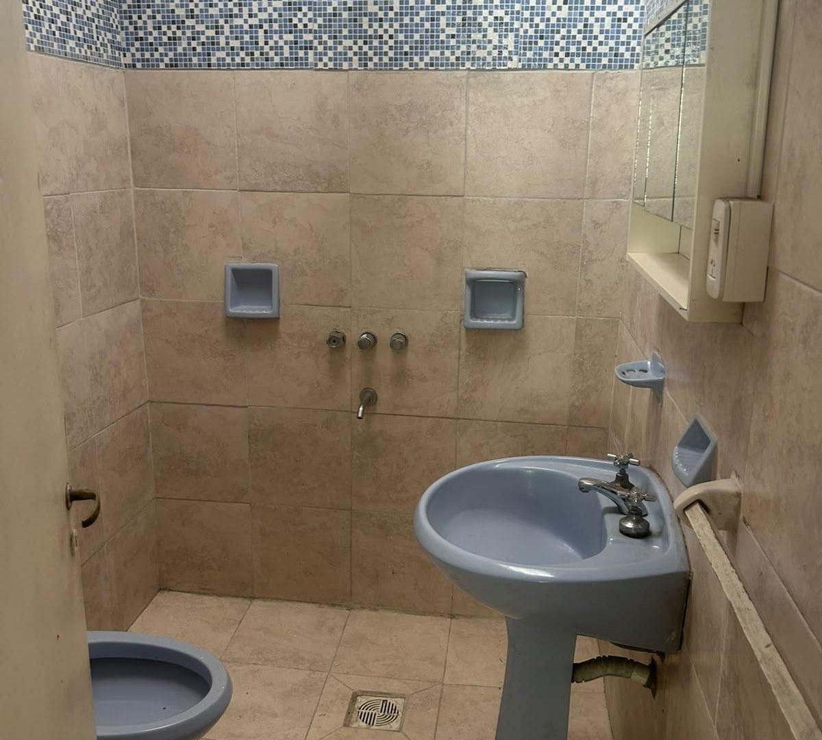 Foto de Casa 2 dormitorios con terraza y parrillero – Rosario Zona Sur, imagen 3