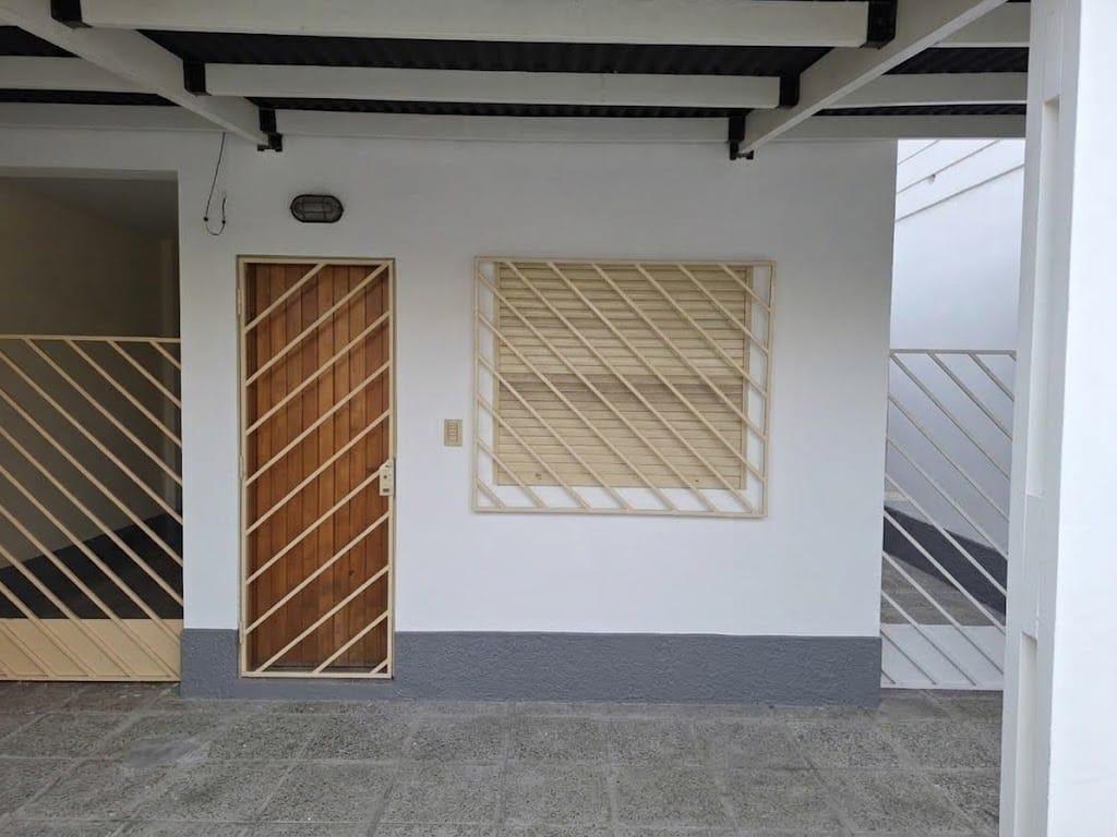 Foto de ALQUILO VIVIENDA UBICADA EN BARRIO SAN CAYETANO GRAL ROCA, imagen 1