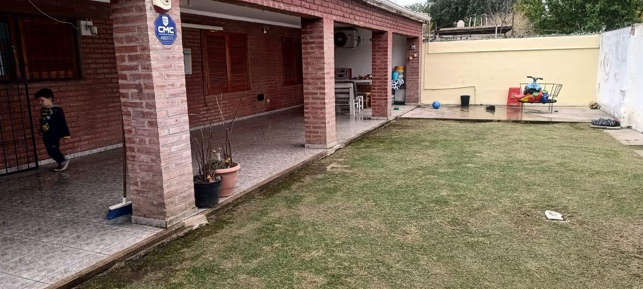 Foto de VENTA CONJUNTA O INDIVIDUAL DE DOS CASAS SEPARADAS POR UNA TAPIA., imagen 1