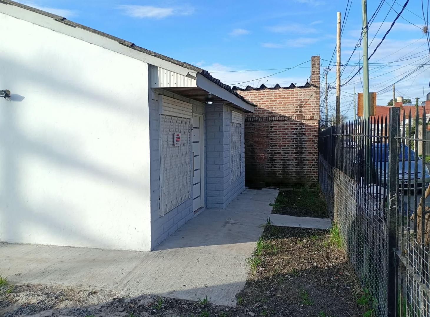 Foto de Casa con jardín y cochera refaccionada a nuevo, imagen 4