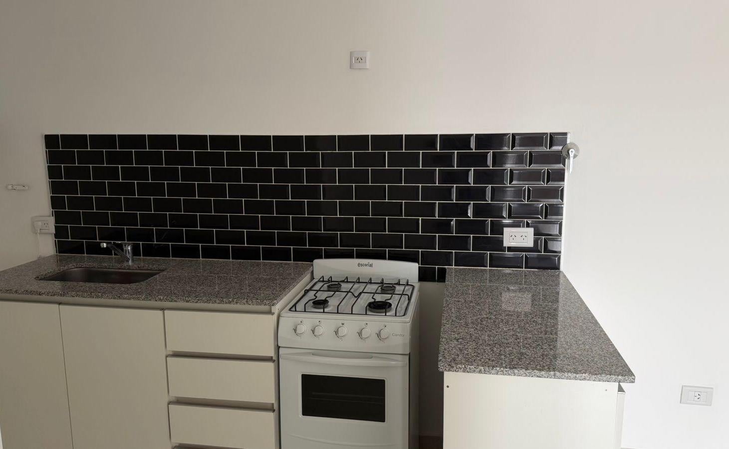 Foto de DUPLEX A ESTRENAR EN VENTA – Durazneros y Güemes, General Roca, imagen 4
