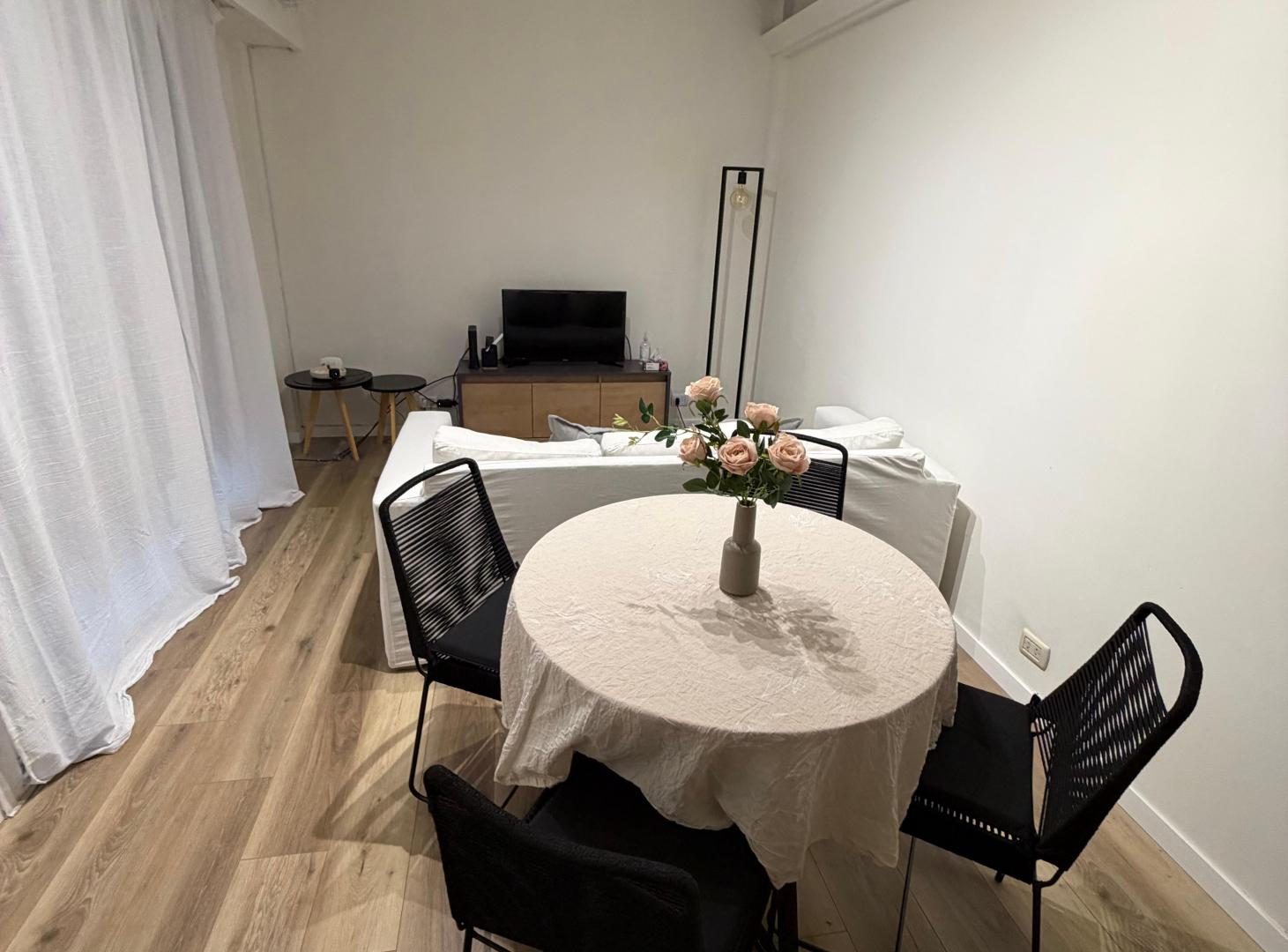 Foto de Recoleta | Departamento hecho a nuevo en edificio de categoría | Junín, imagen 2