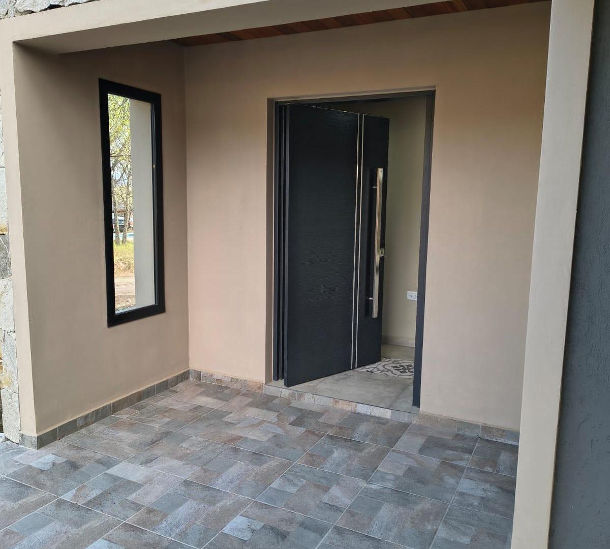 Foto de Casa a estrenar, apto crédito en Villa Gral. Belgrano., imagen 3