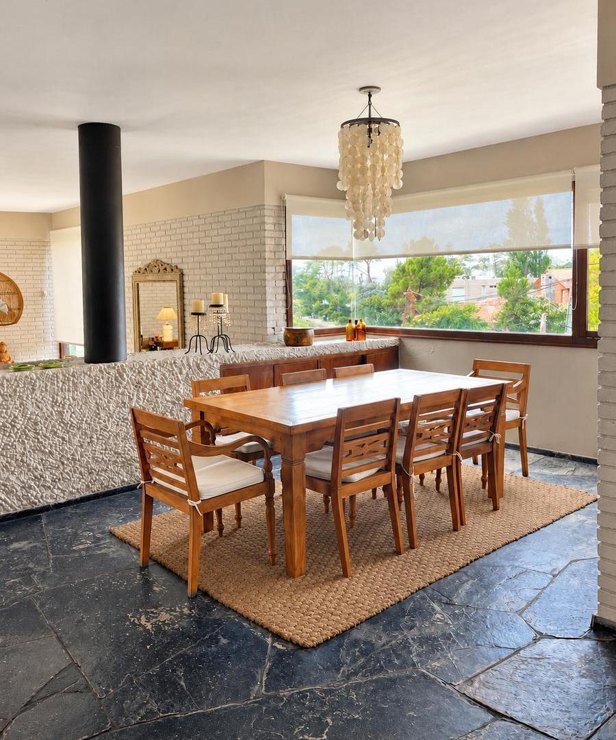 Foto de PLAYA MANSA, PARADA 16 · CASA DE 6 DORMITORIOS CON PISCINA Y ANEXOS, imagen 5