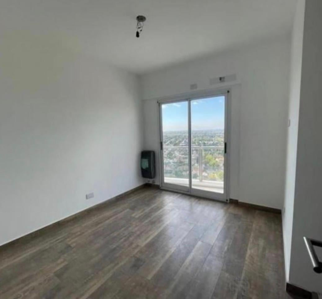 Foto de VENTA DE DPTO 2 AMBIENTES CON COCHERA, imagen 3