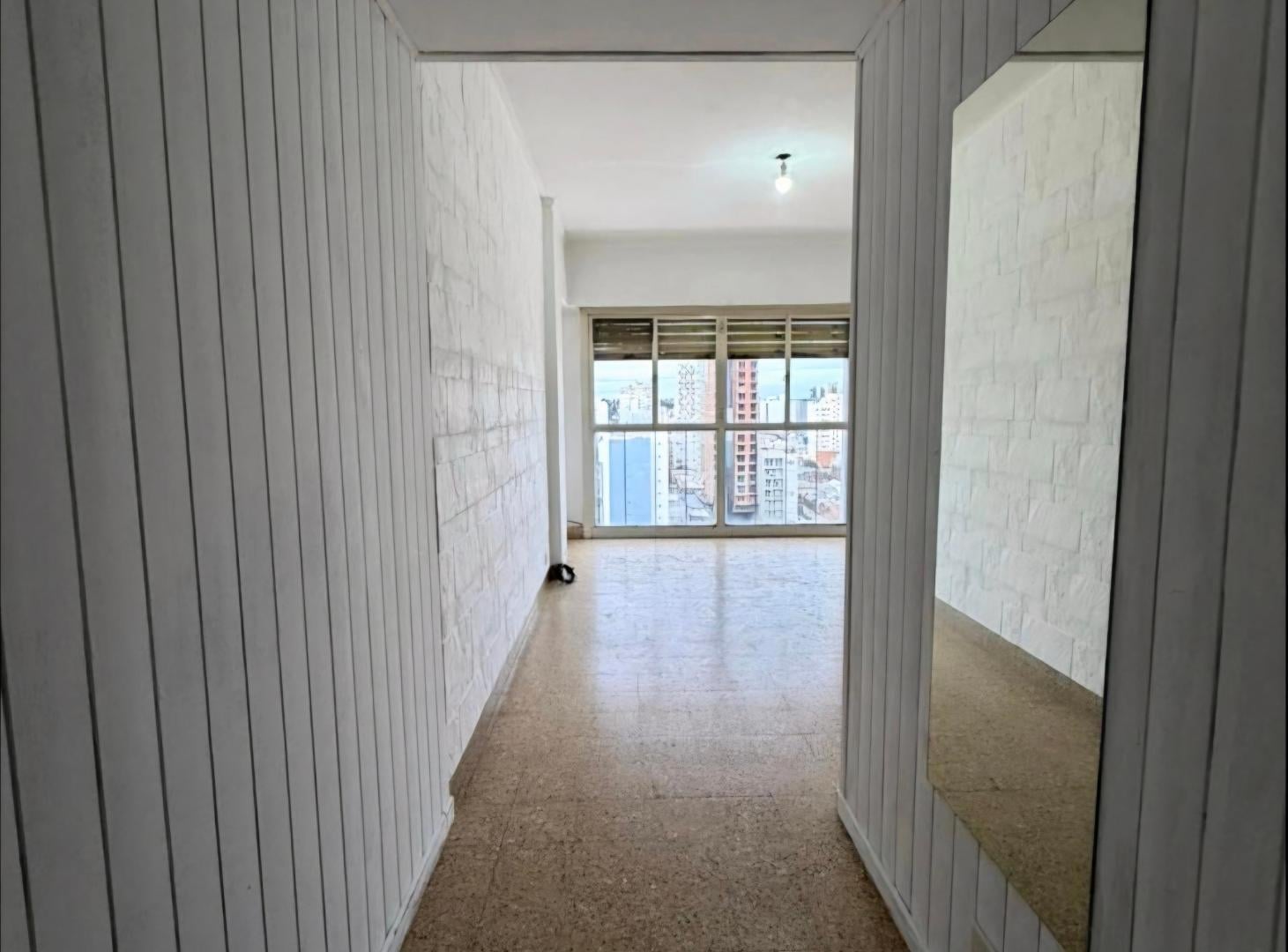 Foto de Vendo Departamento 3 ambientes Céntrico Estomba 300 (Ingreso Gorriti 6), imagen 2