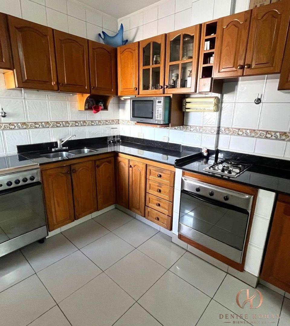 Foto de Departamento de 4 ambientes en venta en Flores, imagen 4