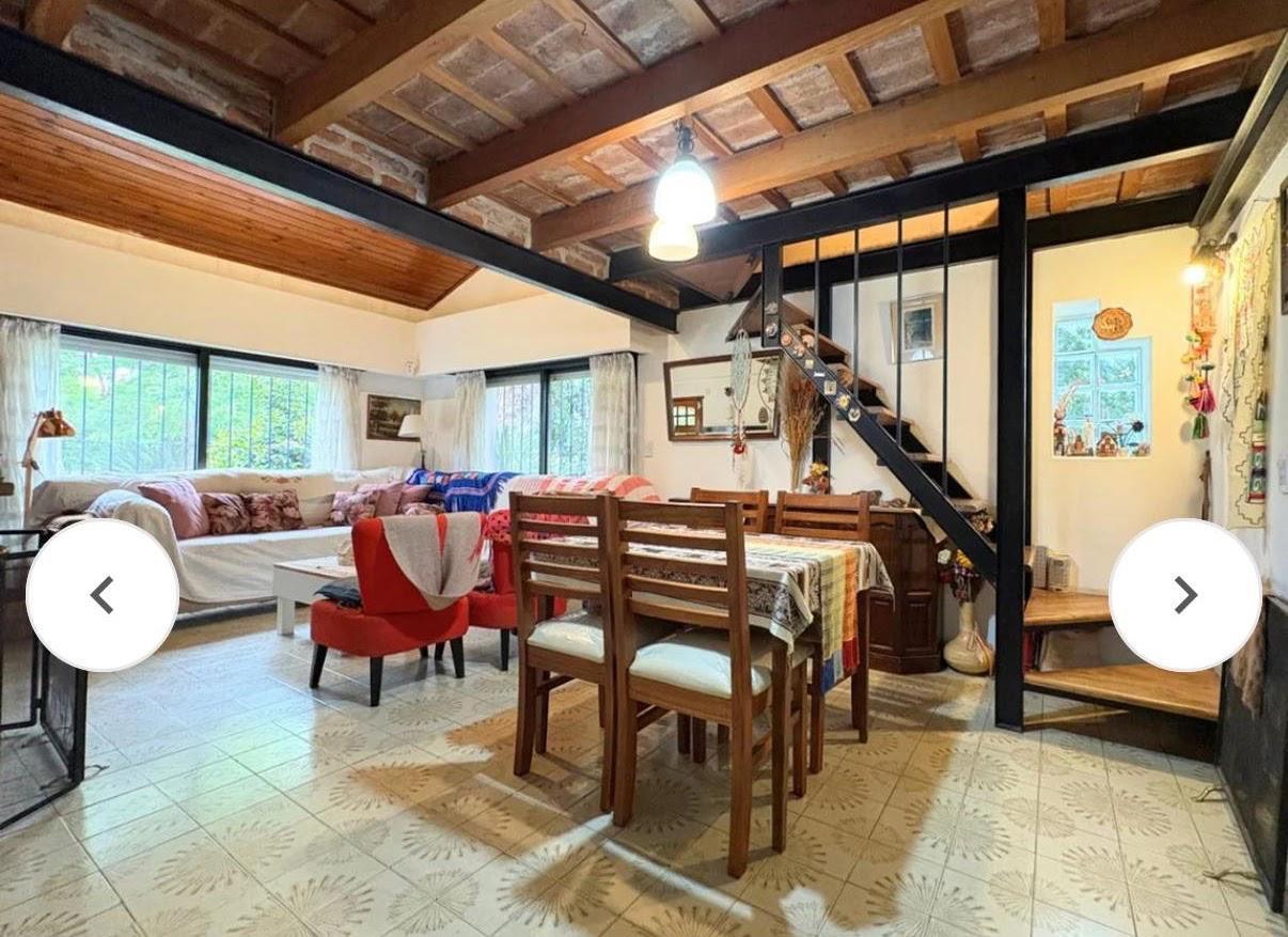 Foto de CASA CON PISCINA, PARQUE Y ENTRADA VARIOS AUTOS, imagen 2