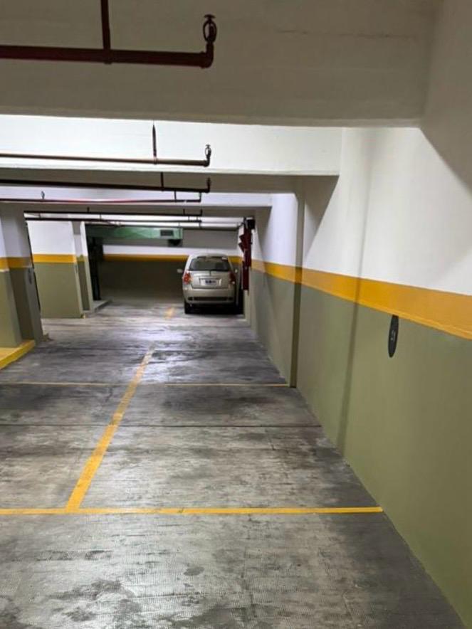 Foto de Cochera en venta Esmeralda 845, Retiro - Permite moto adicional, imagen 2
