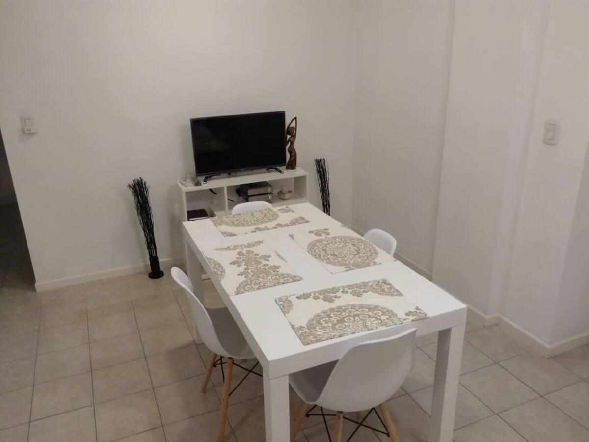 Foto de Alquiler de departamento dos dormitorios amoblado., imagen 2