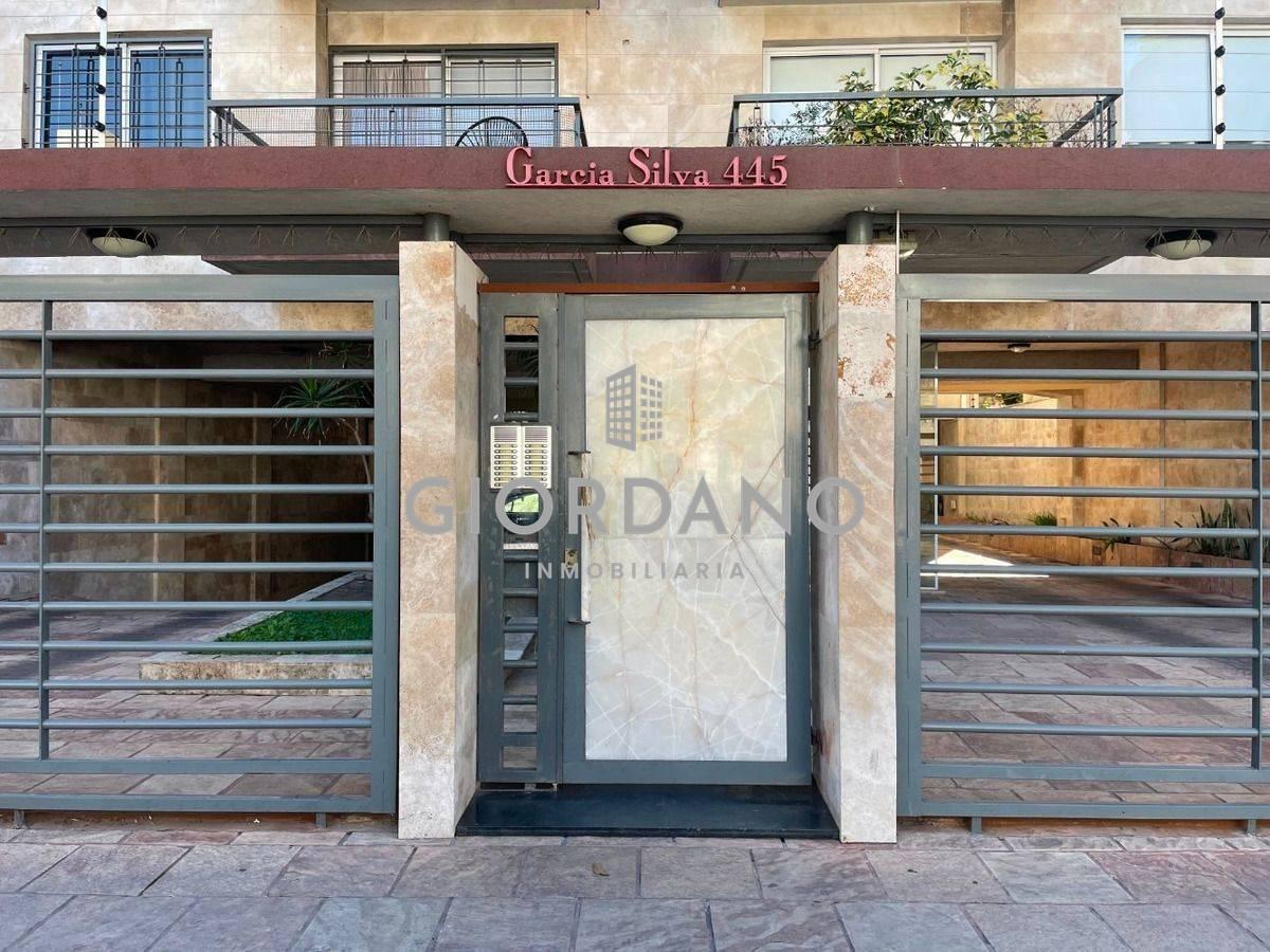 Foto de Venta Departamento 2 Ambientes Con Balcón Y Parrilla Morón, imagen 3