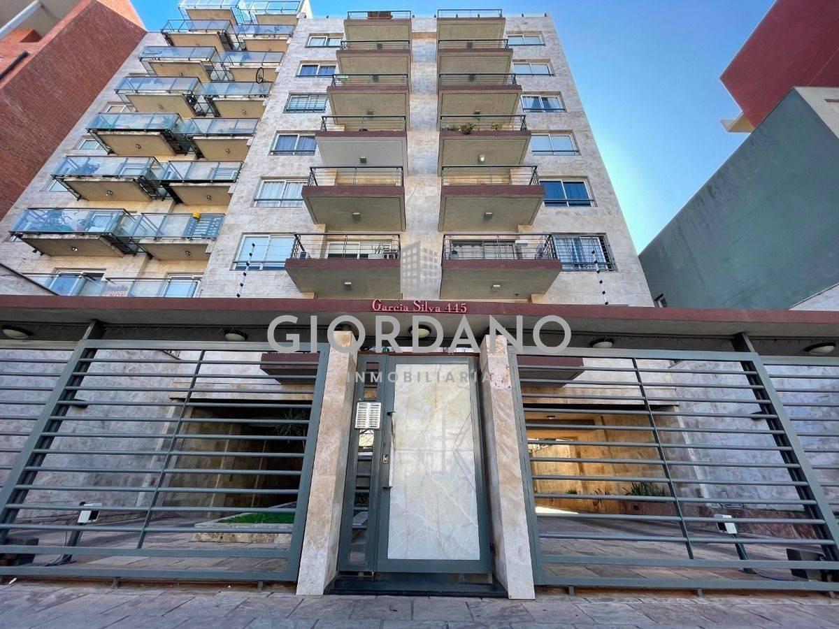 Foto de Venta Departamento 2 Ambientes Con Balcón Y Parrilla Morón, imagen 1