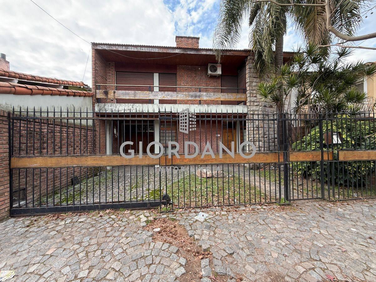 Foto de Venta Casa Castelar Norte 4 ambientes, imagen 2