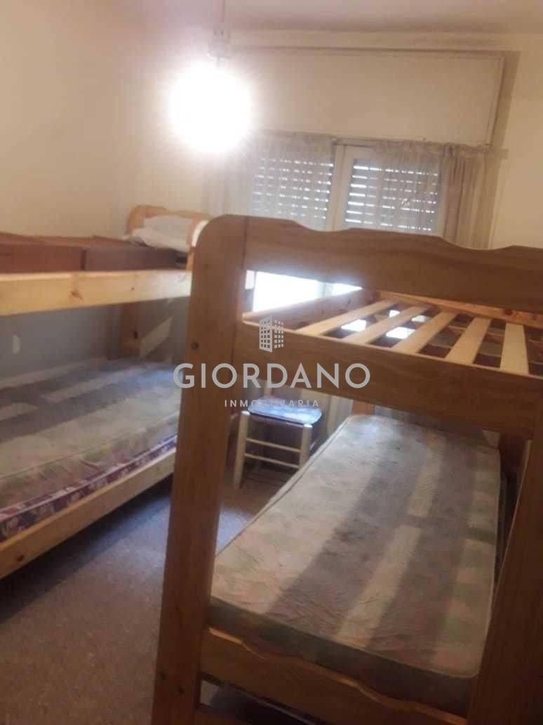 Foto de Venta departamento Santa Teresita 2 Ambientes A 1 Cuadra Del Mar., imagen 5