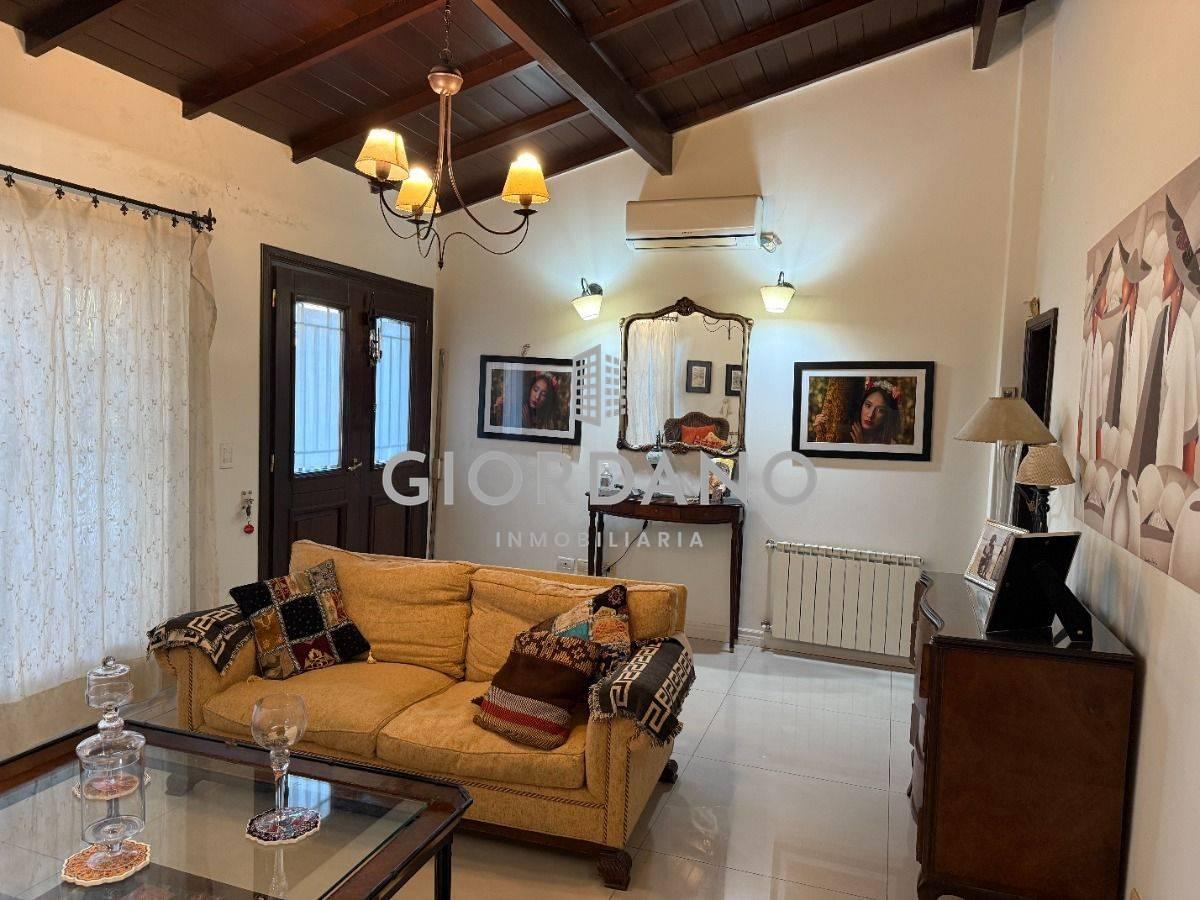 Foto de Venta Casa Ituzaingo 5 Ambientes, imagen 3
