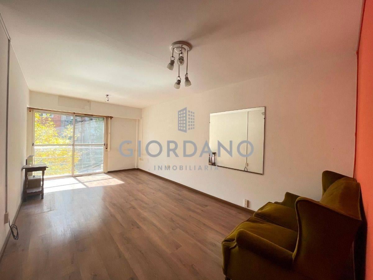 Foto de Venta departamento Castelar monoambiente con balcón, imagen 4