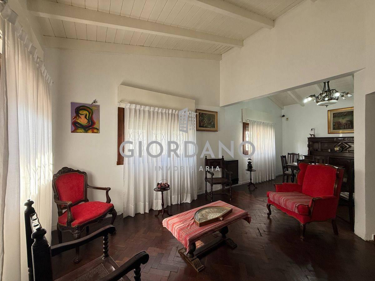 Foto de Venta Casa Castelar Centro 4 Ambientes, imagen 5