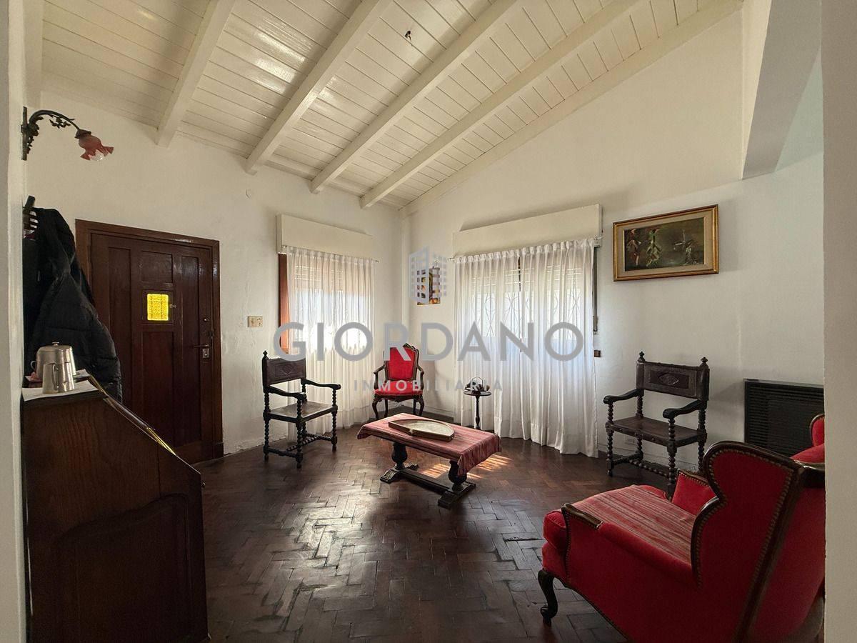 Foto de Venta Casa Castelar Centro 4 Ambientes, imagen 4