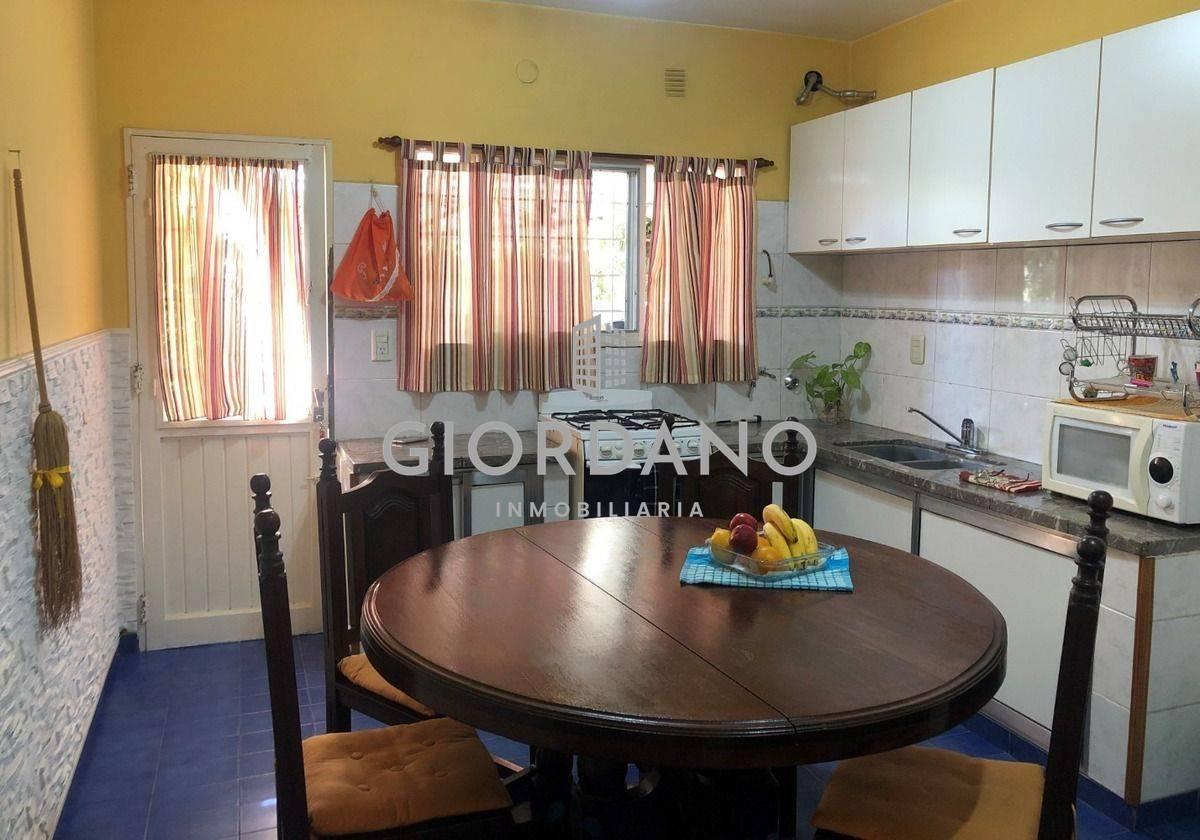 Foto de Venta Ph Castelar Sur 3 Ambientes Con Patio Y Cochera, imagen 5