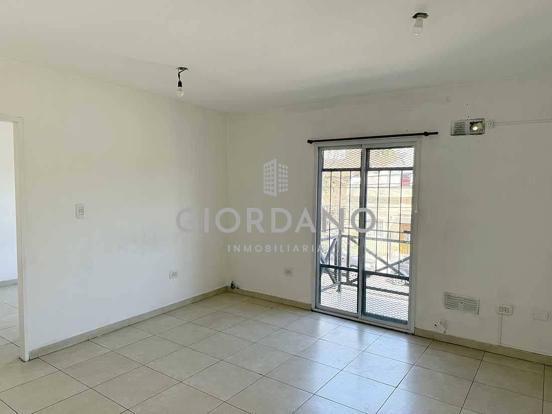 Foto de Venta departamento 2 ambientes, Castelar, imagen 4