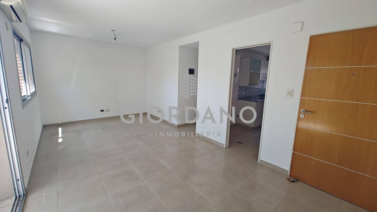 Foto de Alquiler de Departamento de 2 ambientes, Castelar, imagen 5