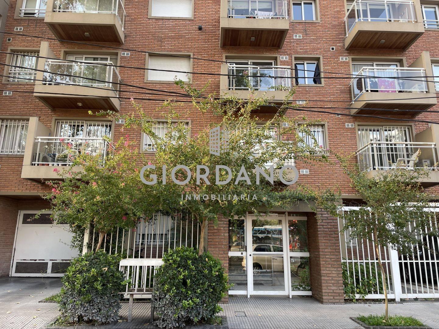 Foto de Venta Departamento de 2 ambientes Castelar Norte, imagen 2