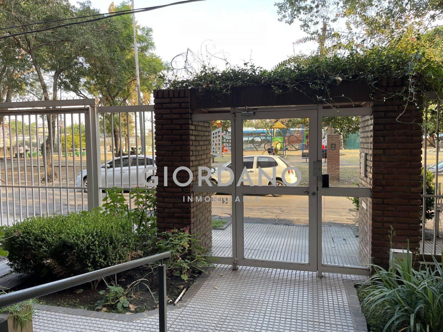 Foto de Venta Departamento de 2 ambientes Castelar Norte, imagen 5