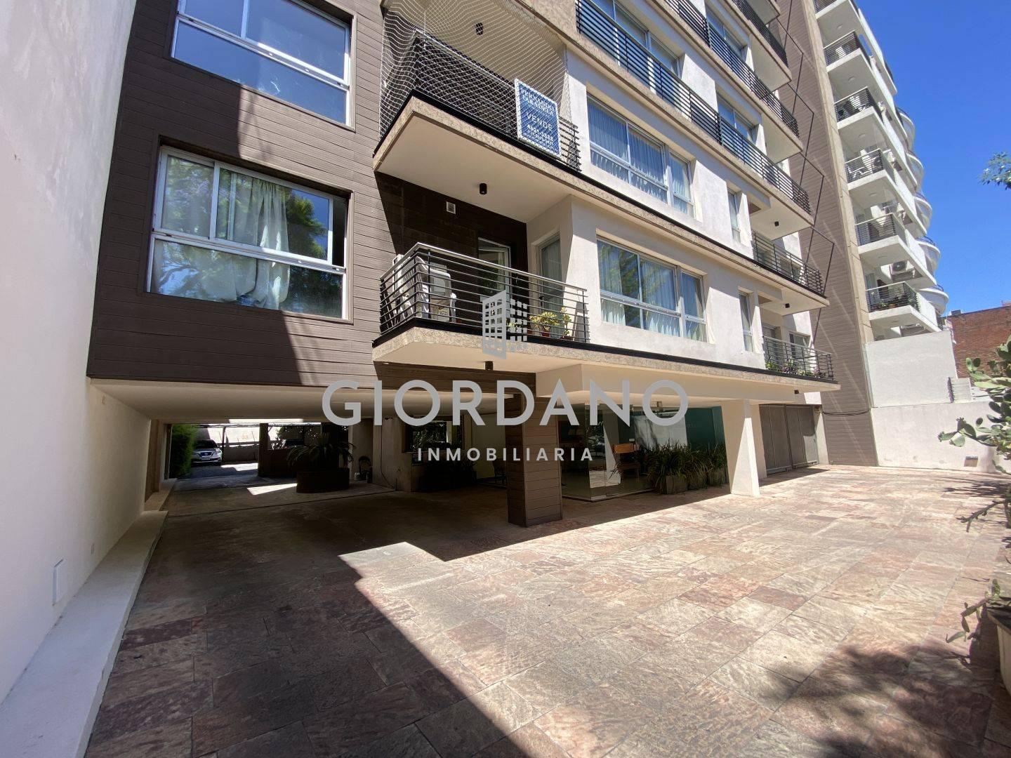 Foto de Venta departamento Castelar monoambiente con cochera, imagen 1