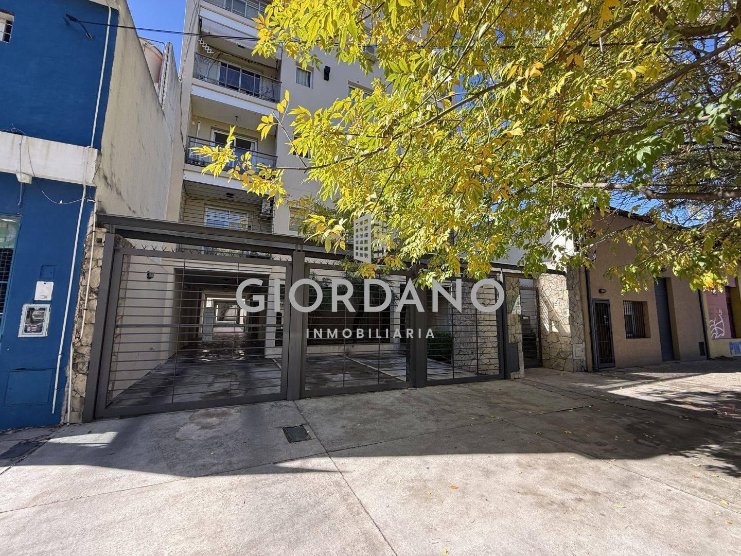 Foto de Venta departamento 2 ambientes Castelar, imagen 2