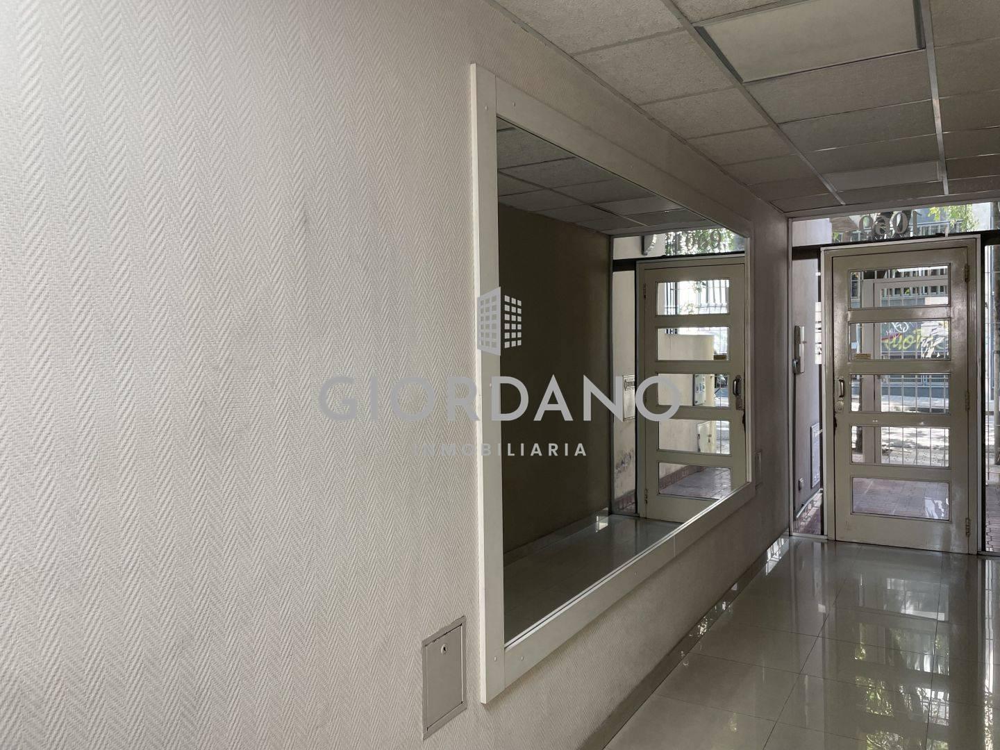 Foto de Venta de Departamento de 2 ambientes Moron, imagen 1