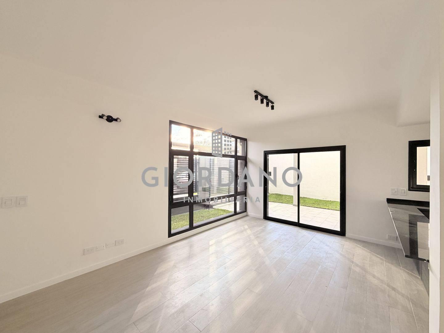 Foto de Venta Casa Ituzaingo Centro 3 ambientes Apto Credito, imagen 5
