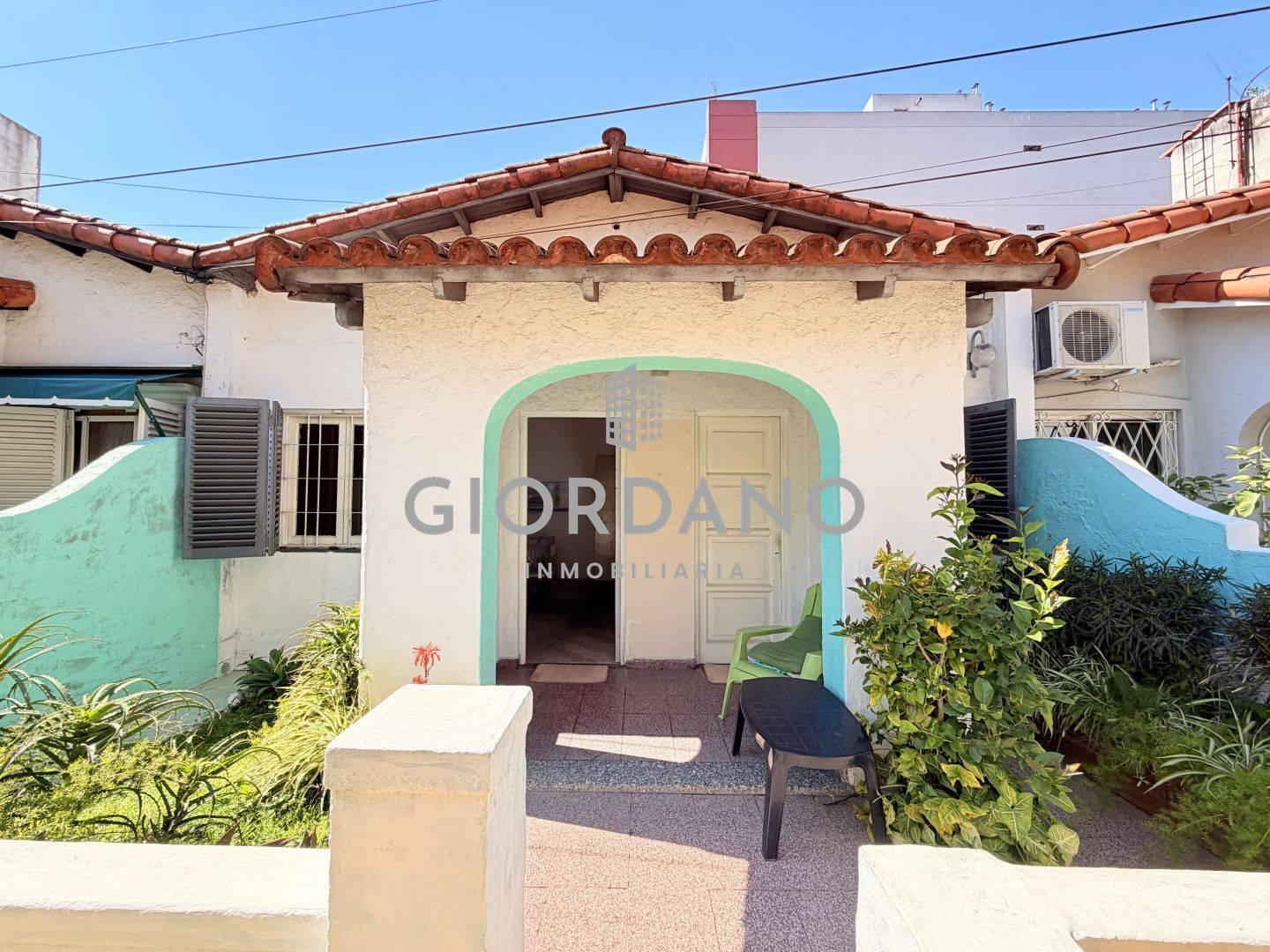 Foto de Venta PH casa Castelar 4 ambientes, imagen 1