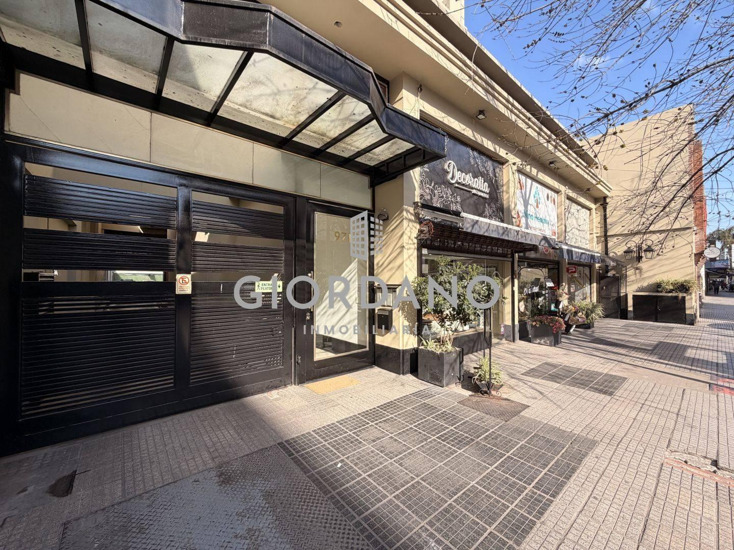 Foto de Venta departamento Castelar Centro 2 ambientes, imagen 2
