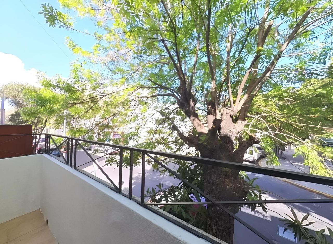 Foto de 3 Ambientes Frente, Balcon Corrido y patio. Posibilidad de Terraza, imagen 5