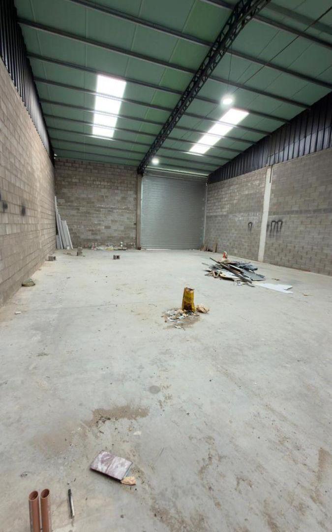 Foto de Galpón En Alquiler 150 M² Con Patio E Ingreso Para Camiones, imagen 5