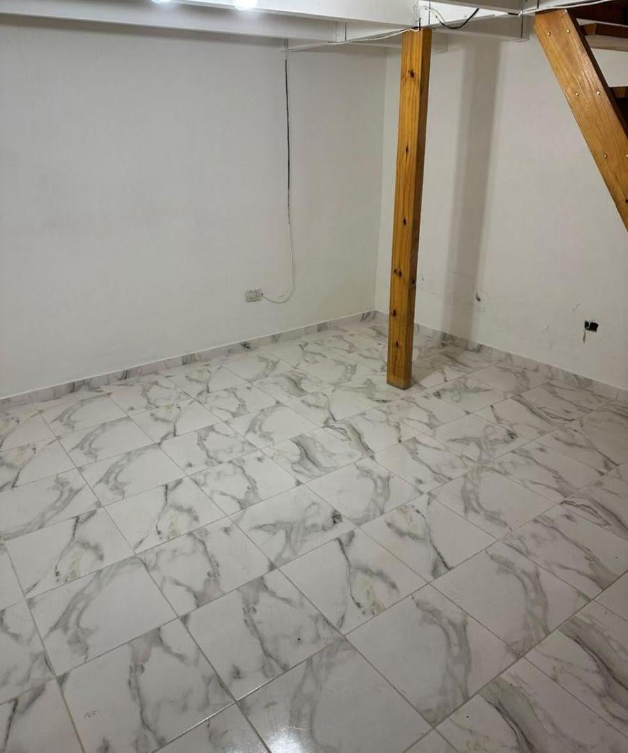 Foto de Casa Con Galpón y Piscina En Venta - Tucumán 367 Bahía Blanca, imagen 3