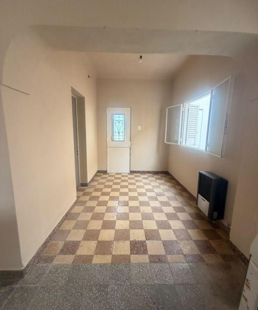 Foto de Dos Casas En Venta - Almafuerte 1500 Bahía Blanca, imagen 2