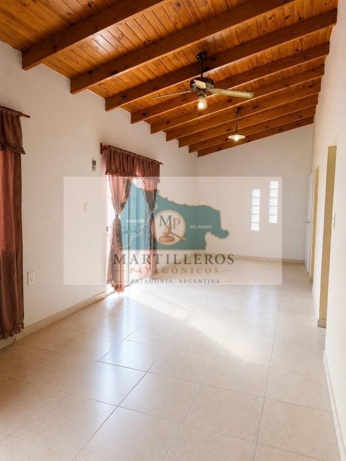 Foto de CASA EN VENTA EN CIPOLLETTI APTA A CREDITO, imagen 2