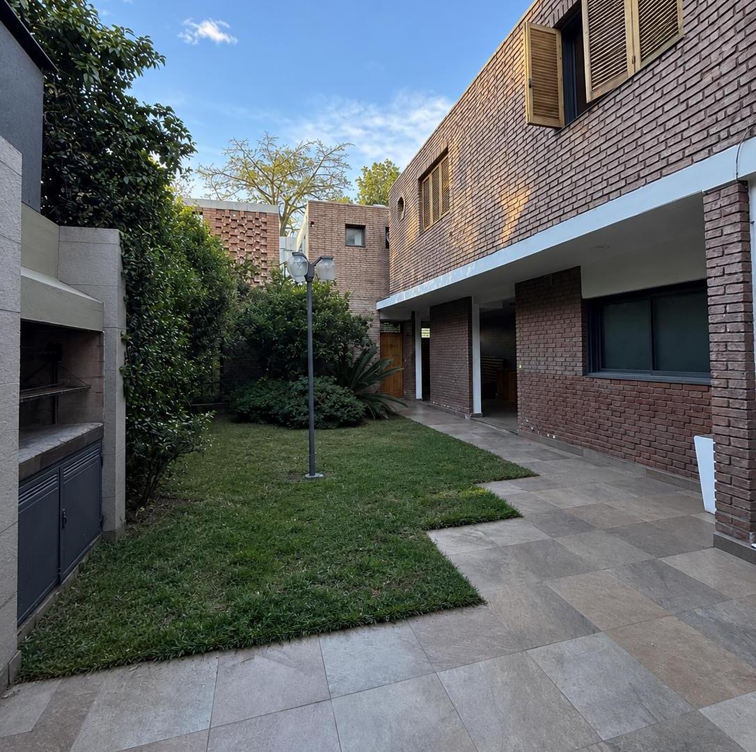 Foto de Casa Barrio Arizu 4 dormitorios, imagen 4