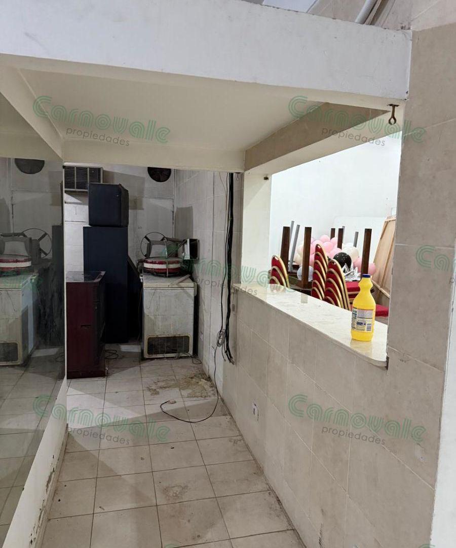 Foto de ALQUILER SALÓN DE EVENTOS / LOCAL COMERCIAL – TAPIALES CENTRO, imagen 4