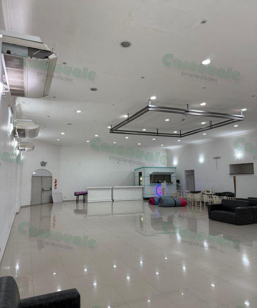 Foto de ALQUILER SALÓN DE EVENTOS / LOCAL COMERCIAL – TAPIALES CENTRO, imagen 3