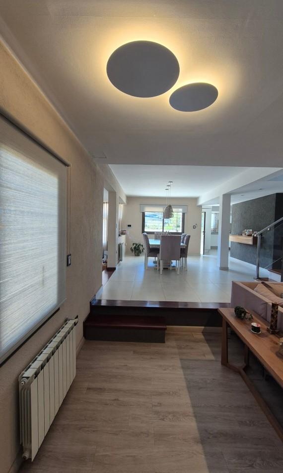 Foto de Venta! Casa Con Hermosa Vista a Las Sierras Quincho Pileta Unquillo!, imagen 1