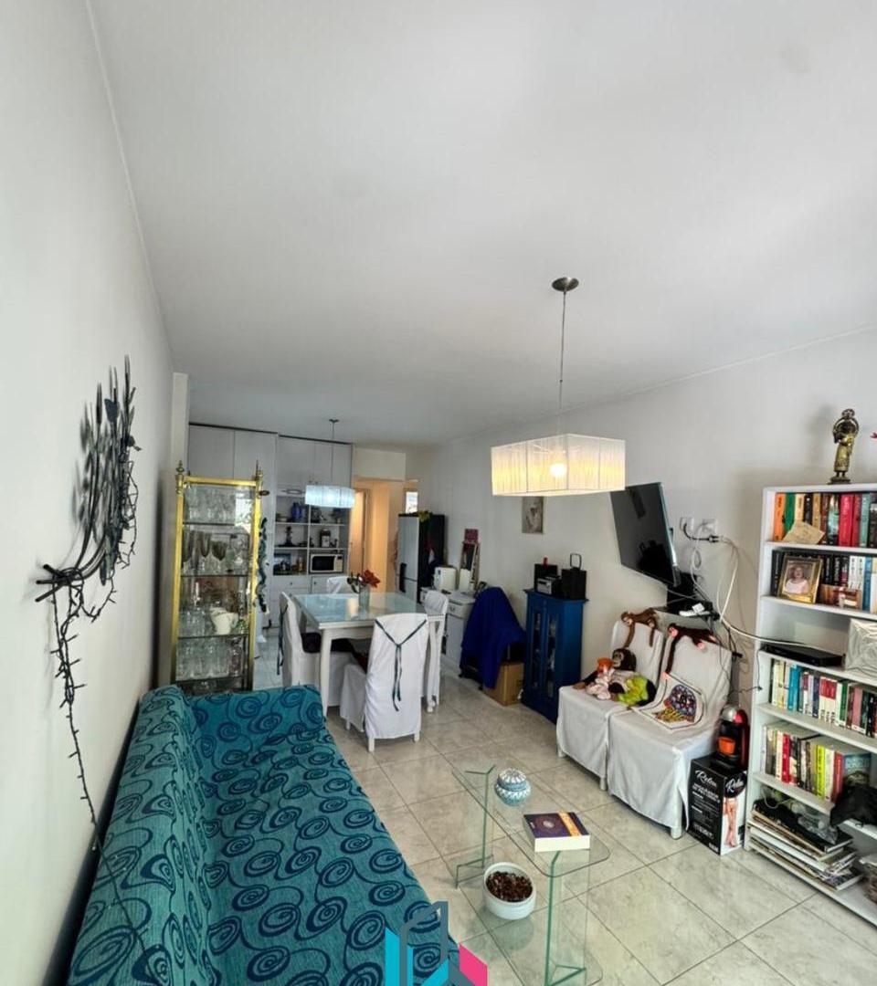 Foto de Departamento 2 ambientes reciclado con cochera – Macrocentro, imagen 3