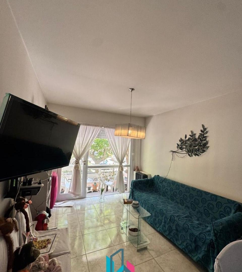 Foto de Departamento 2 ambientes reciclado con cochera – Macrocentro, imagen 1