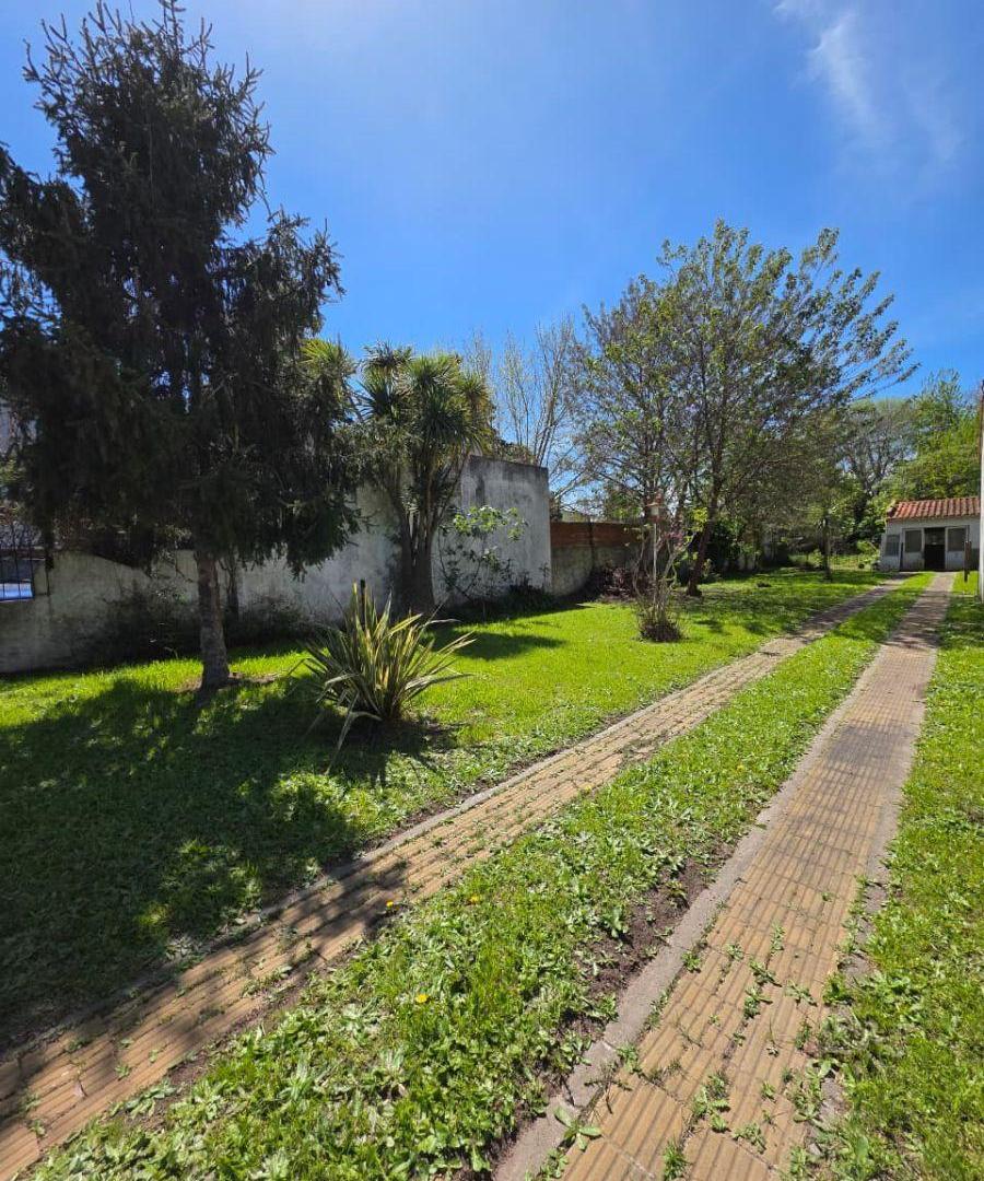 Foto de VENTA - HERMOSO LOTE DE 10X60 Mts. en Adrogué, imagen 1