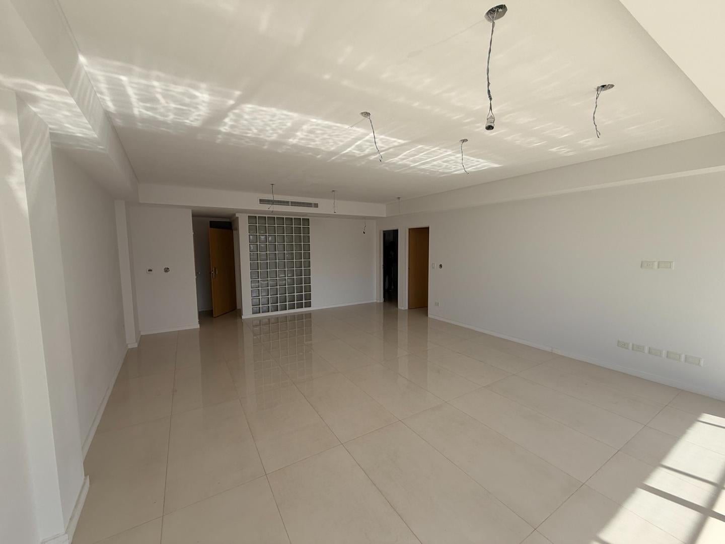 Foto de DEPARTAMENTO 4 AMBIENTES COCHERAS A ESTRENAR VENTA CABALLITO, imagen 4